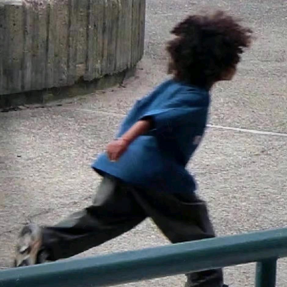 @爱喝牛奶的摄影师📷