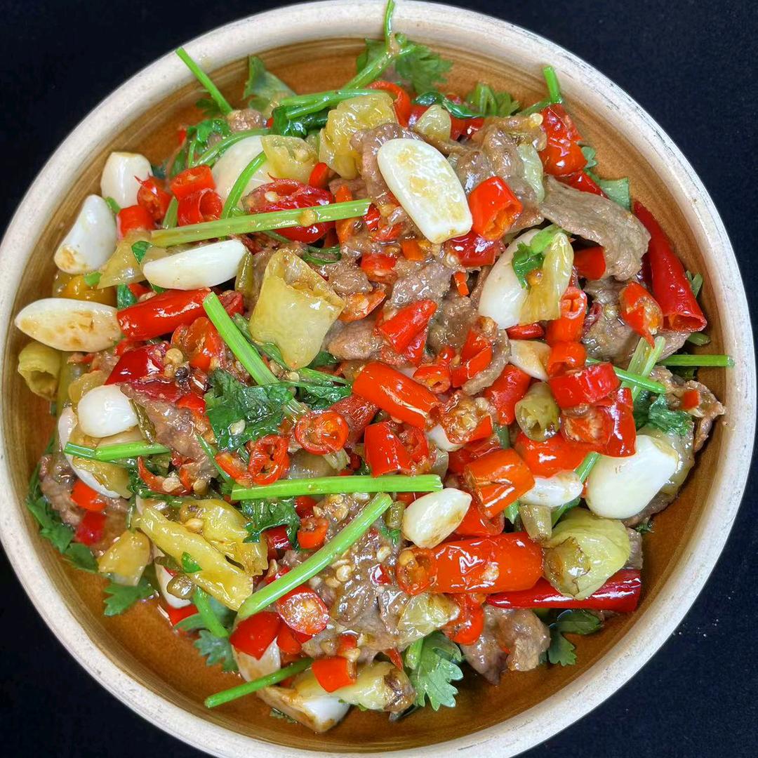 【饕餮BI ang BI ang】