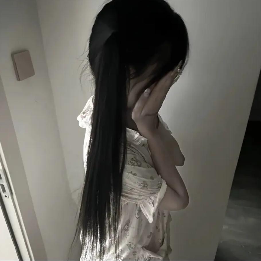 裴琳芝.
