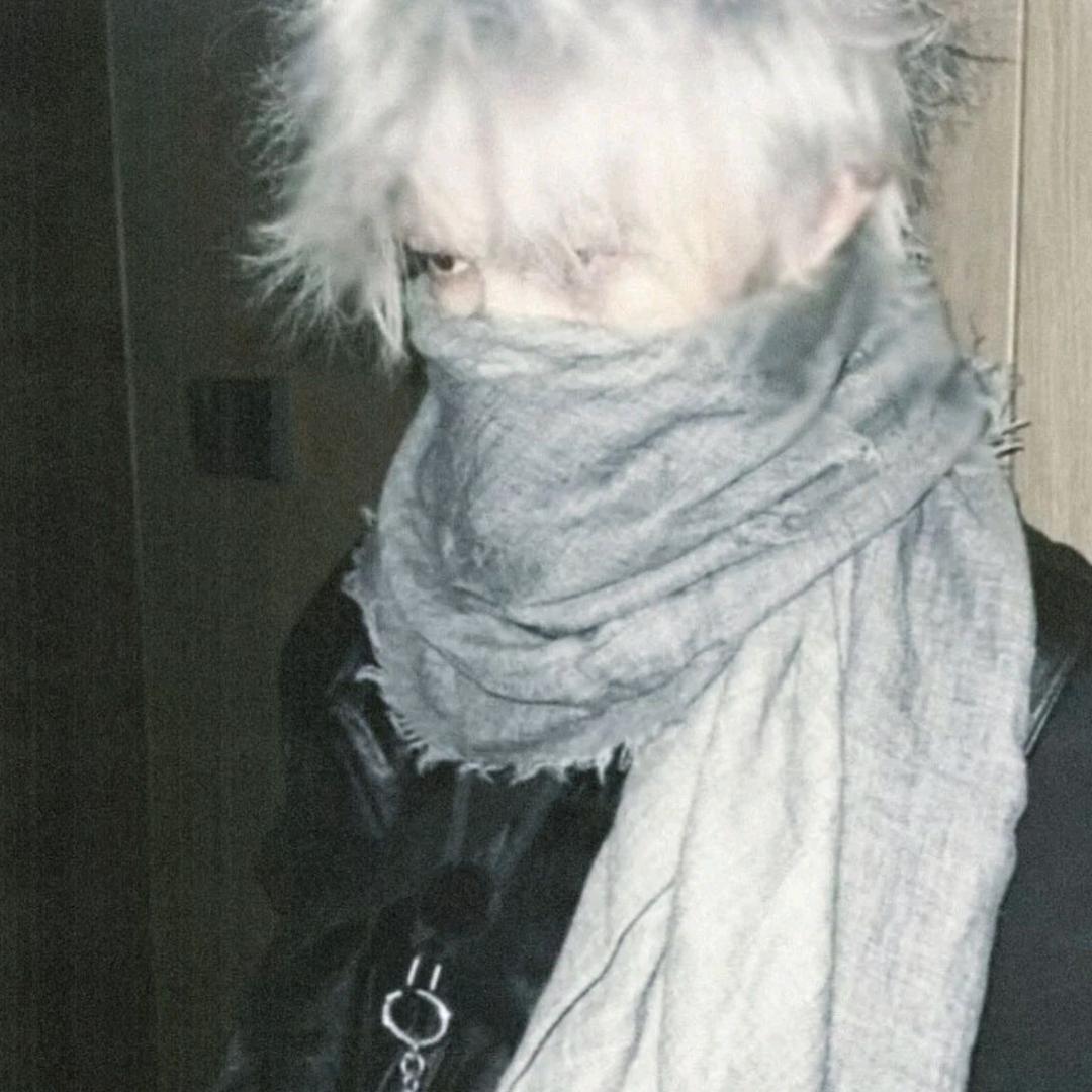 @深情小鬼.