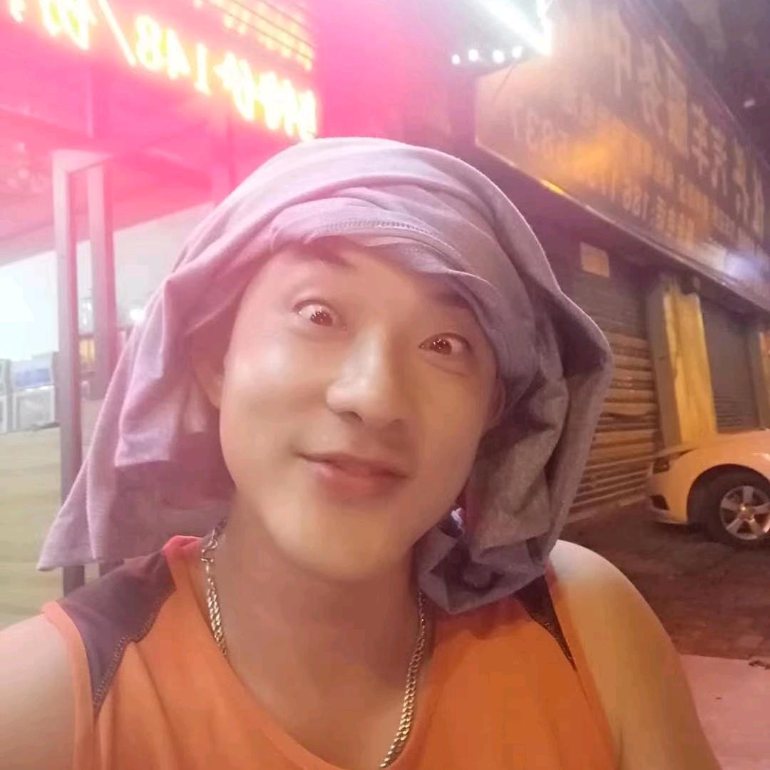 何伯杰 努力 加油！