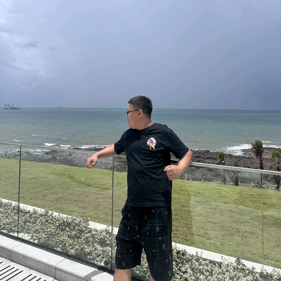 八零后大叔           （狼族）