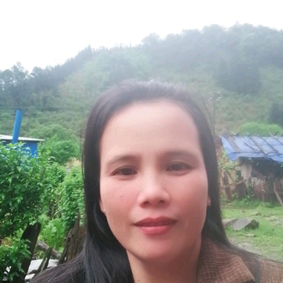 覃妹首播