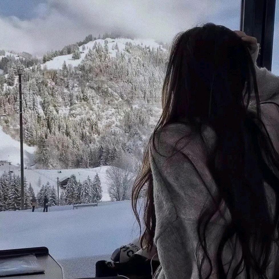 钞票好多张女士