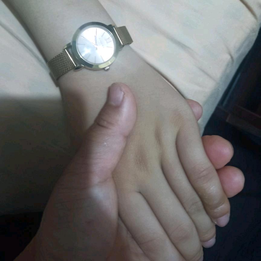 卖盒饭的小姐姐