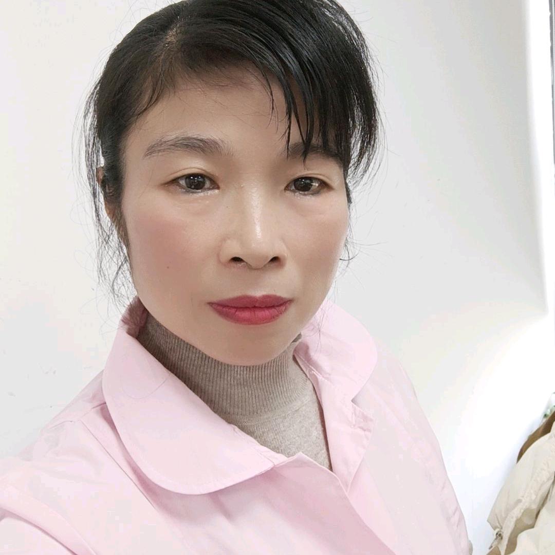谭姐月嫂育儿师