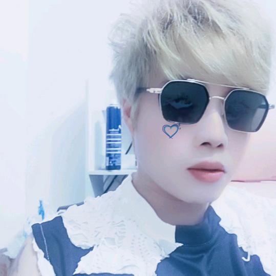 🦋孤༒狼🦋