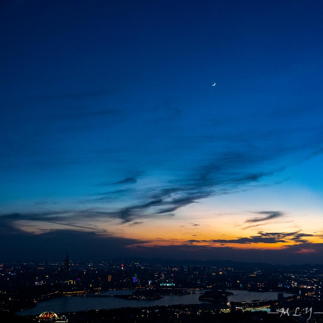 你我相距十万光年