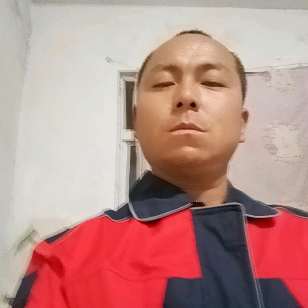 周总传媒专业打墓