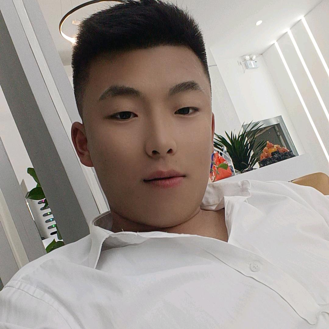 @凡 人