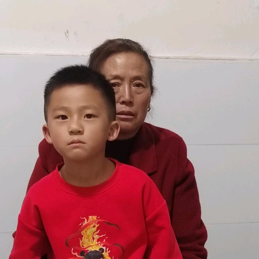 勾朝云