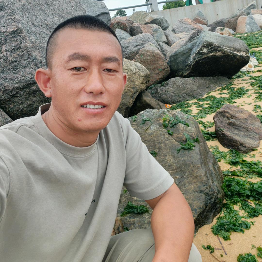 一个俗人✺◟(∗❛ัᴗ❛ั∗)◞✺