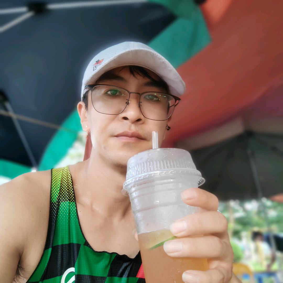 跑不动的飞哥哥⁴²·¹⁹⁵