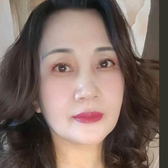 温丽娜（一个人）可私