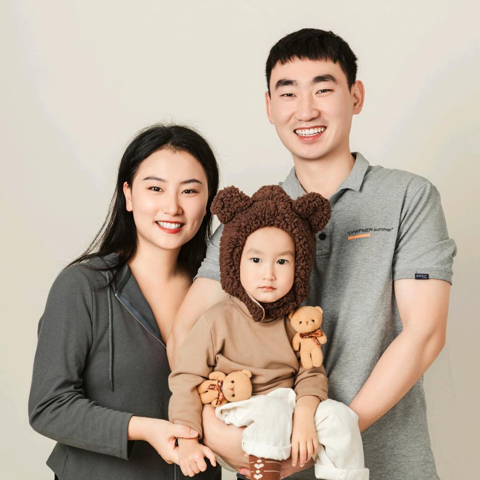 小红梅家的小曾