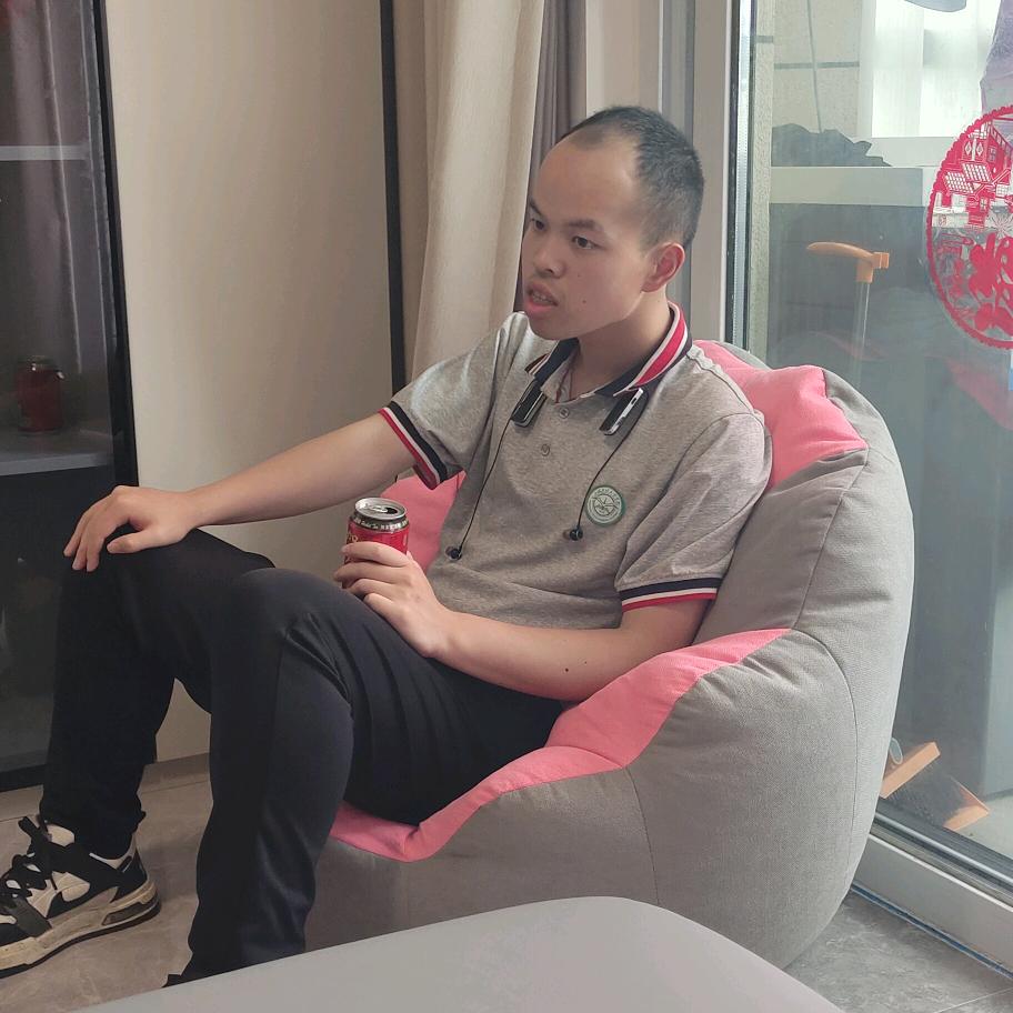 特殊性的孩子喜欢唱歌🎤