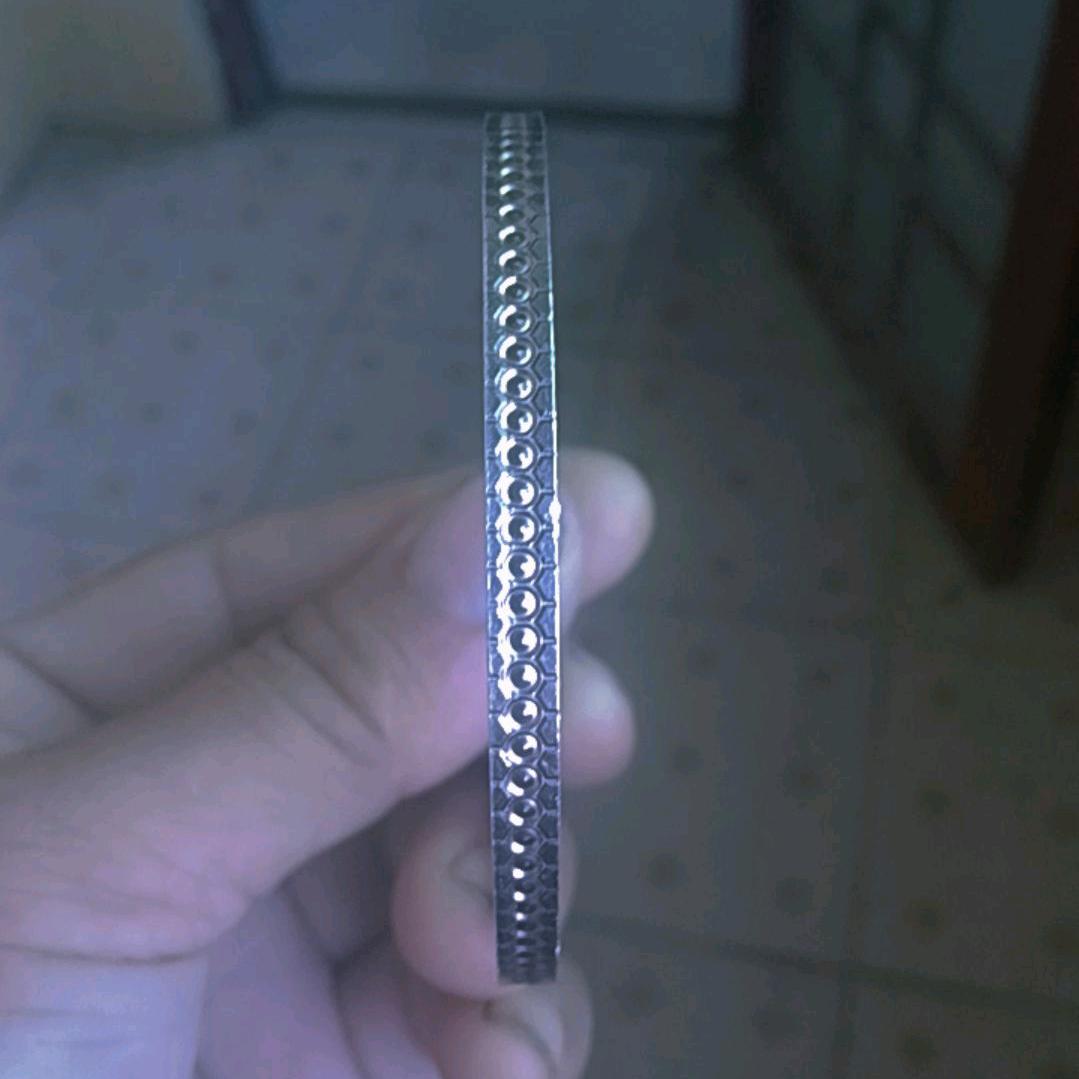 苹苹