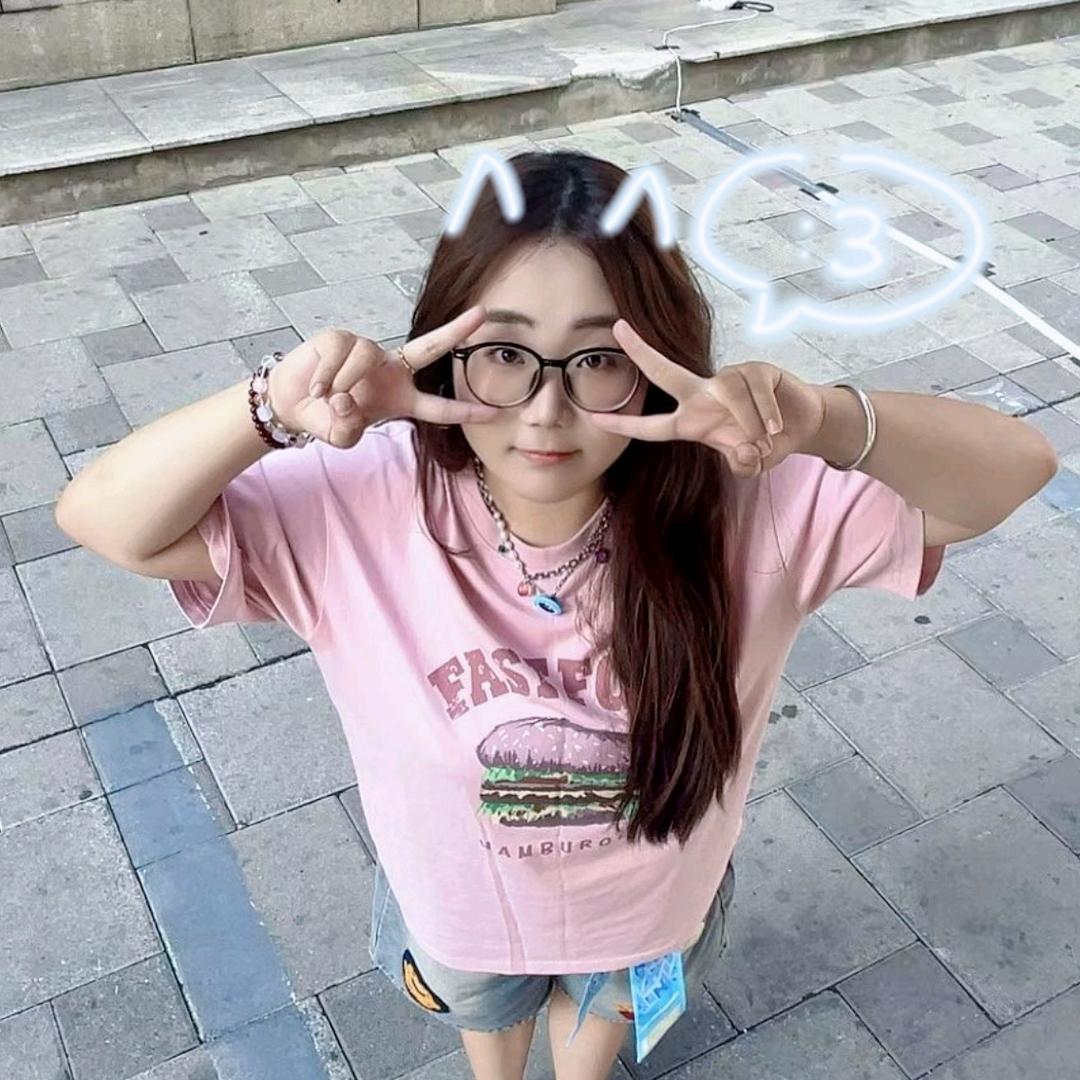 一只啊俩🦋