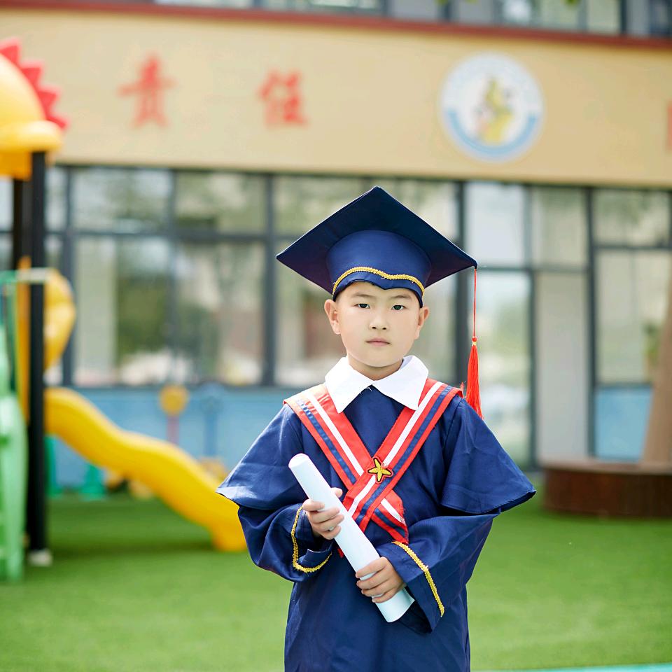 余✧٩(ˊωˋ*)و✧生❤️自己敏