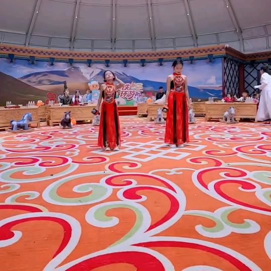 love若伊的紫婉怡荁荁