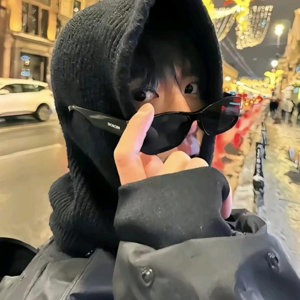 K_7