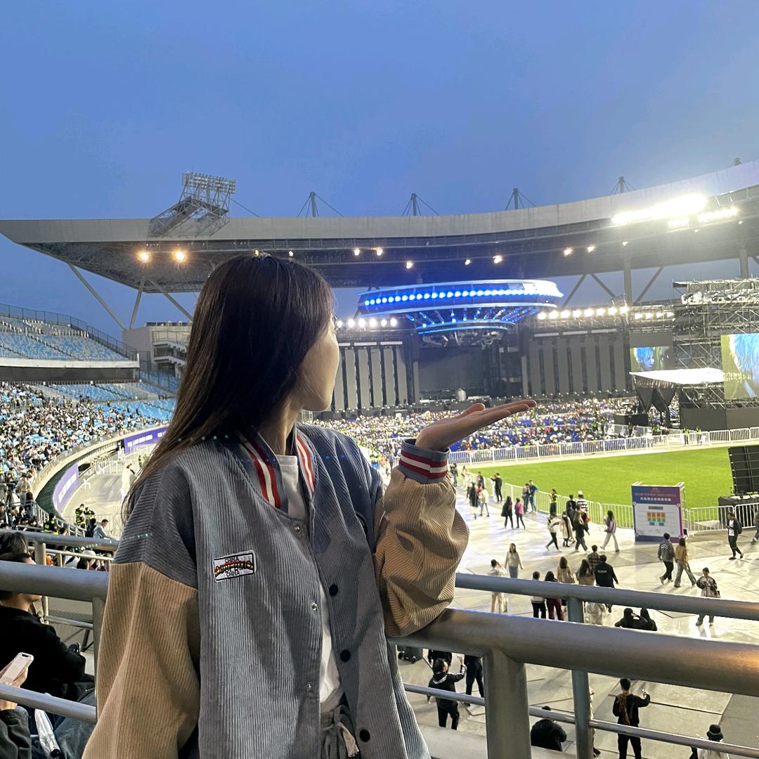 鱼被海风吹走了.