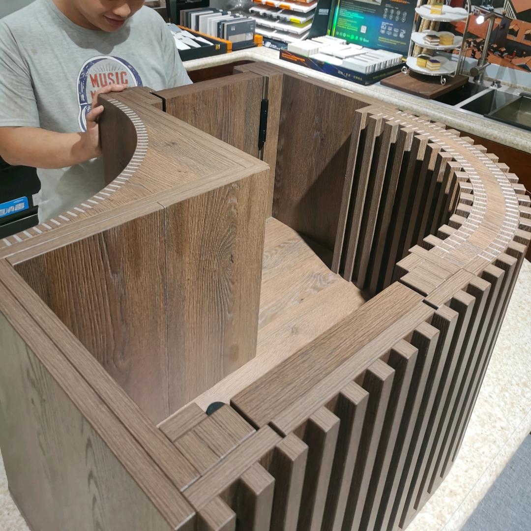 A索菲丽迪模压配套小赵