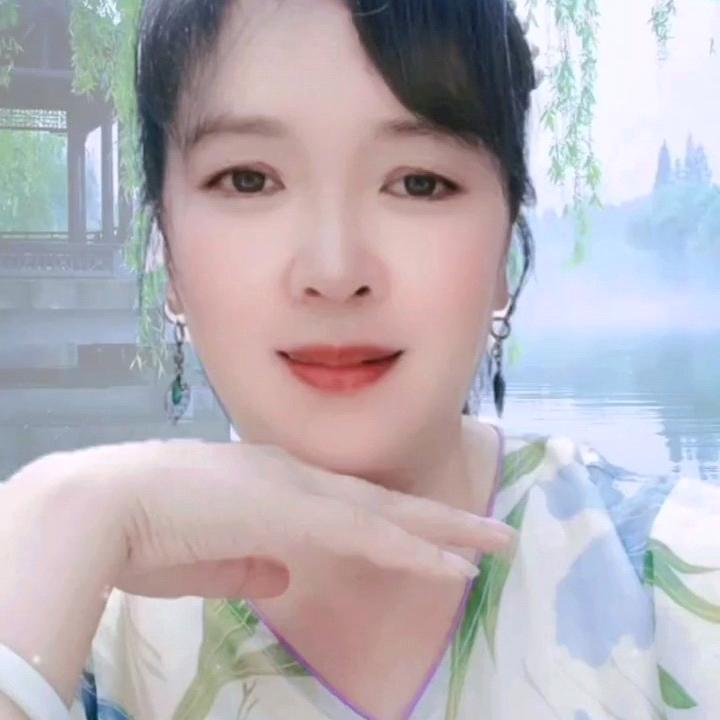 八妹。