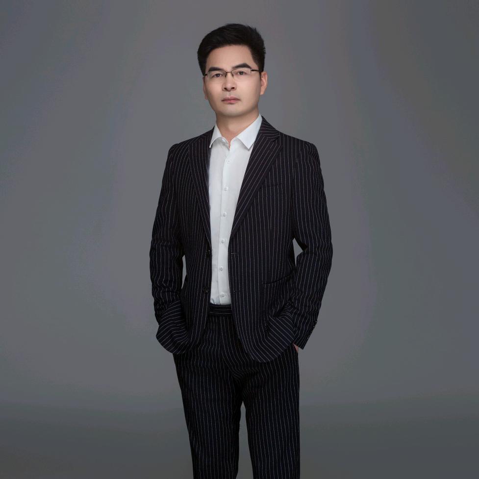 小马哥辣条马春辉