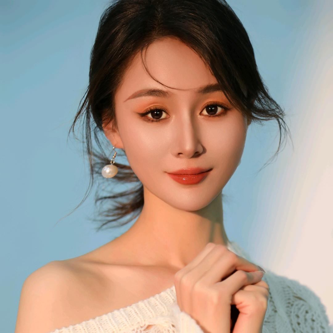 主持人小楚 🎤