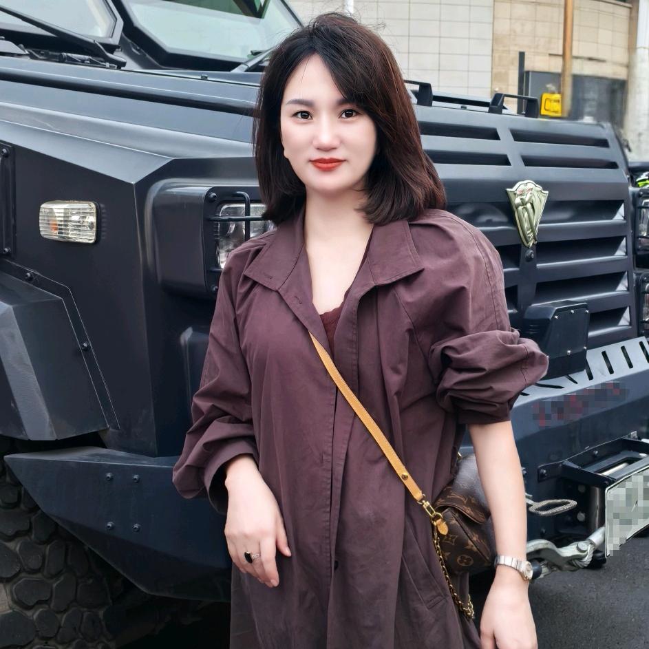 美美(云南柴油小姐姐)