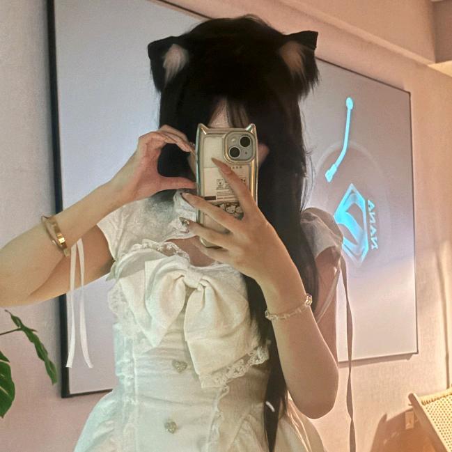 小萝莉🌹🌹🌹