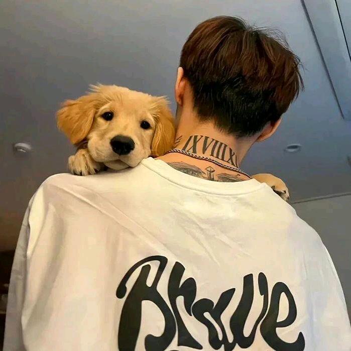 979...💫