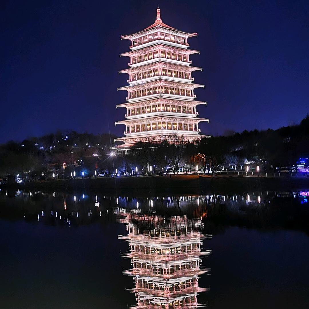 秦人集嚯