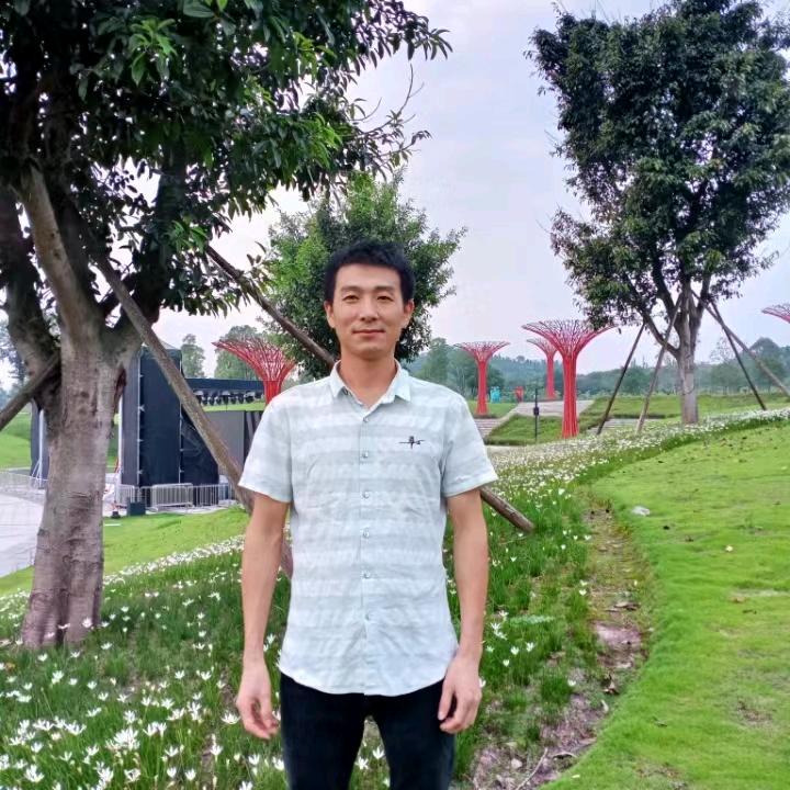 刮大白的小彬