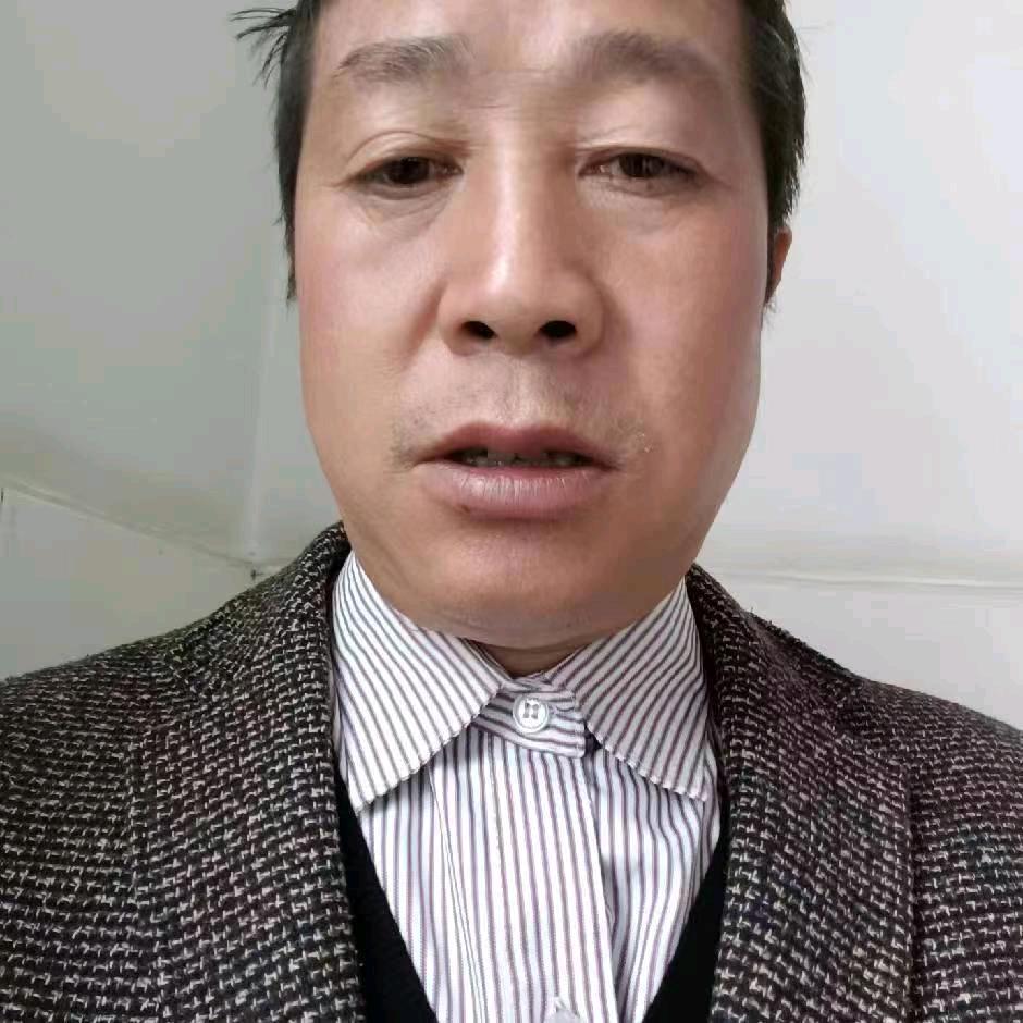 大家好我是蔡