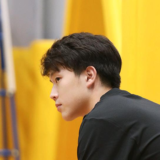小亮同学🏸