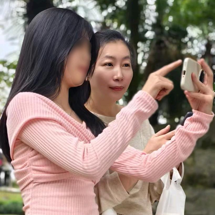 小燕要开心