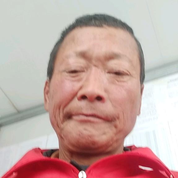 你喜欢我吗？我还喜欢你呀别忘了咱俩还合影