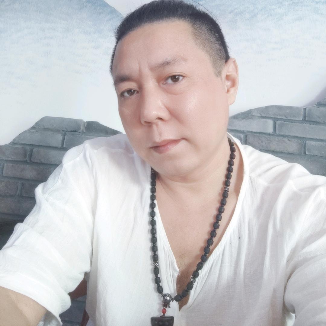 浦江东尼哥发型设计头皮管理