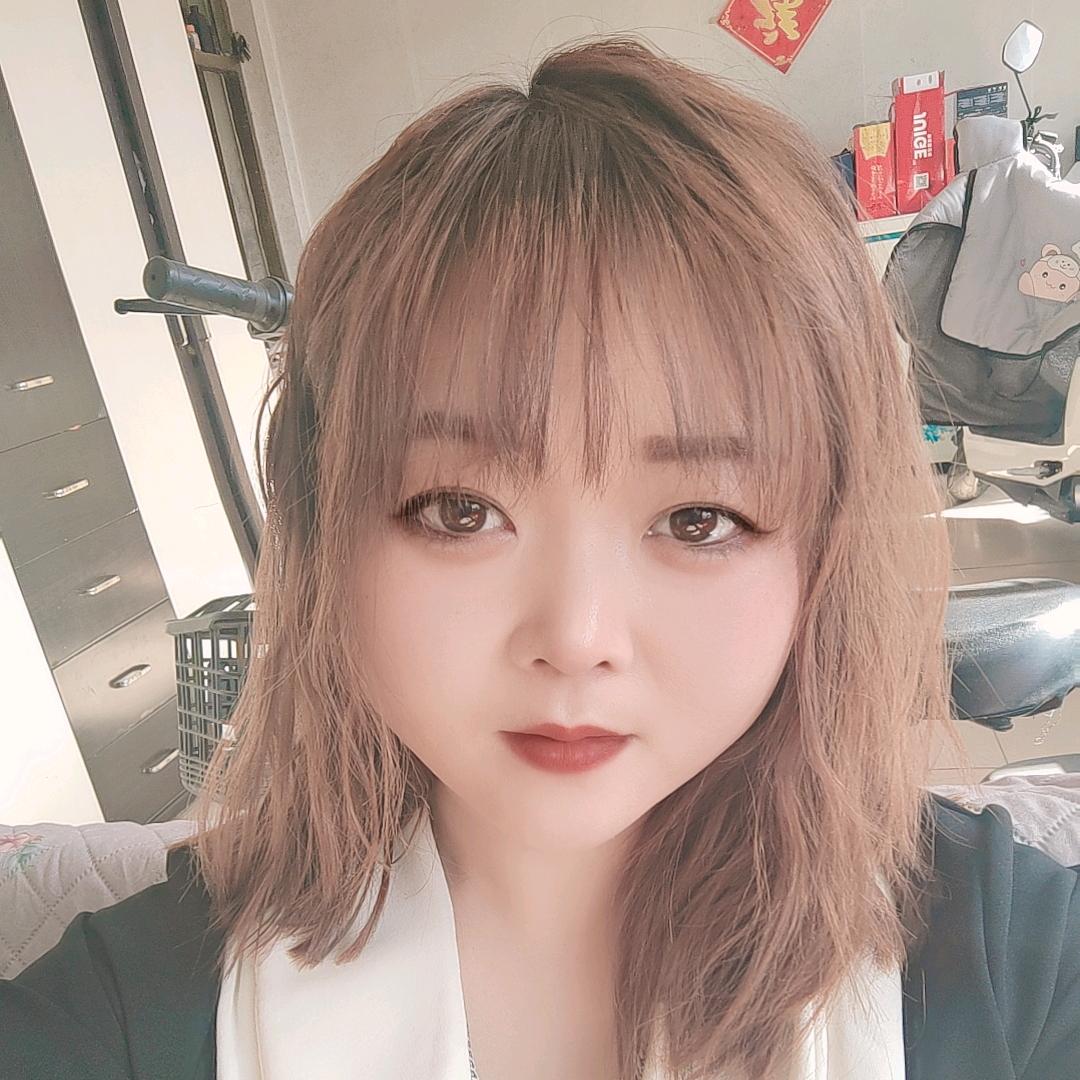 LH៸៸᳐>⩊<៸៸᳐