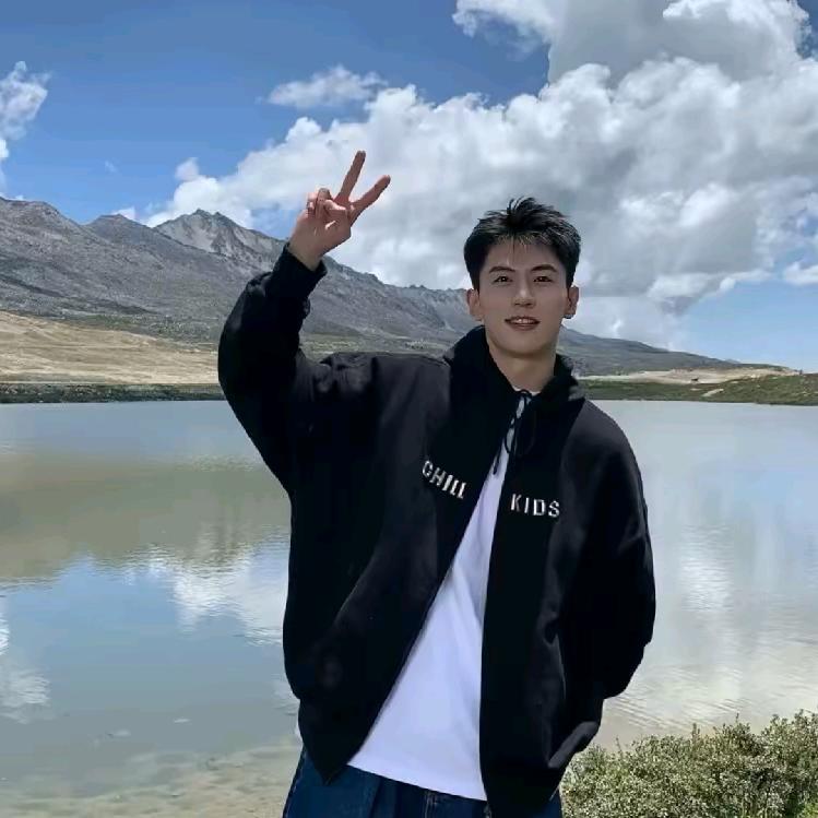 @梦碎了，无踪&