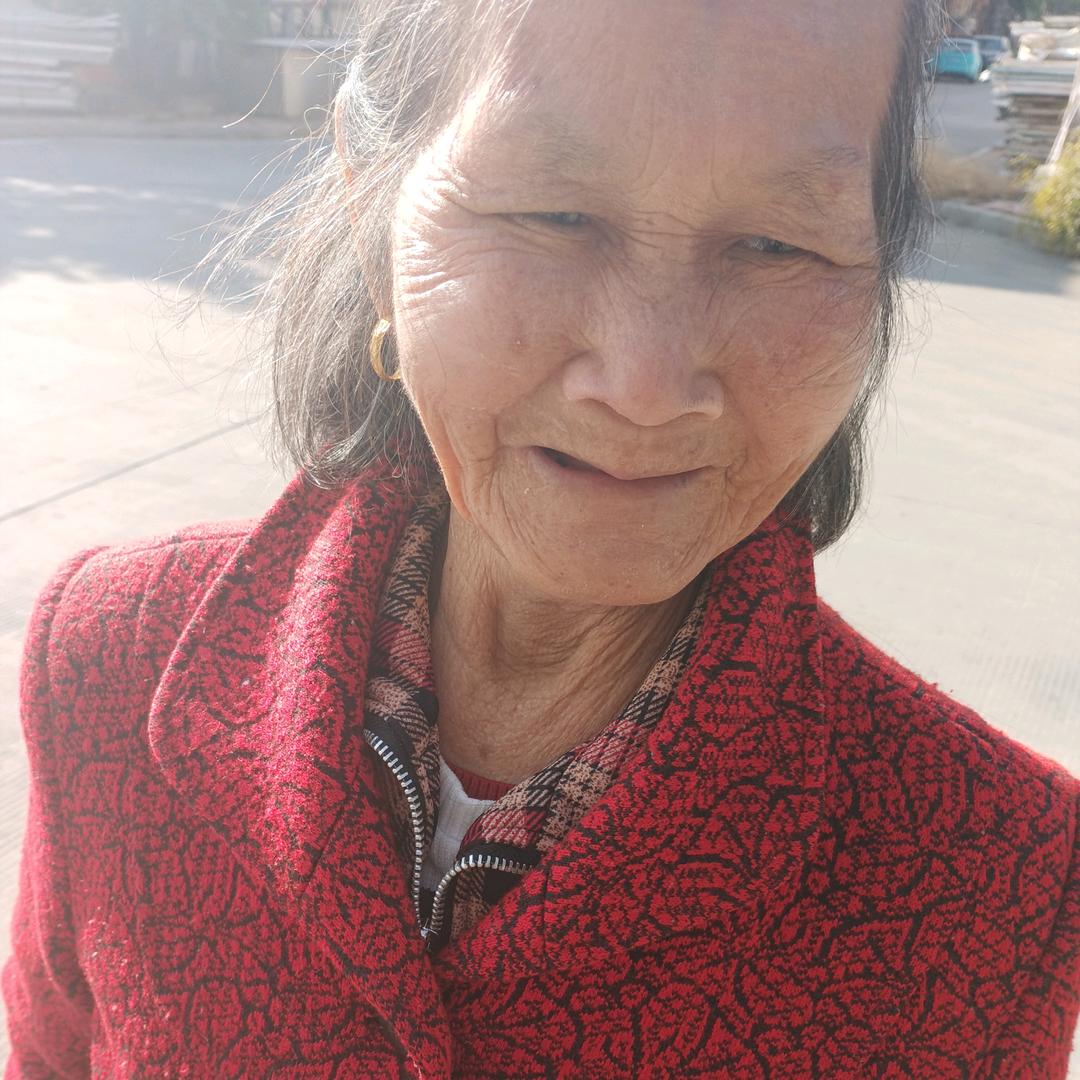 彭桃香
