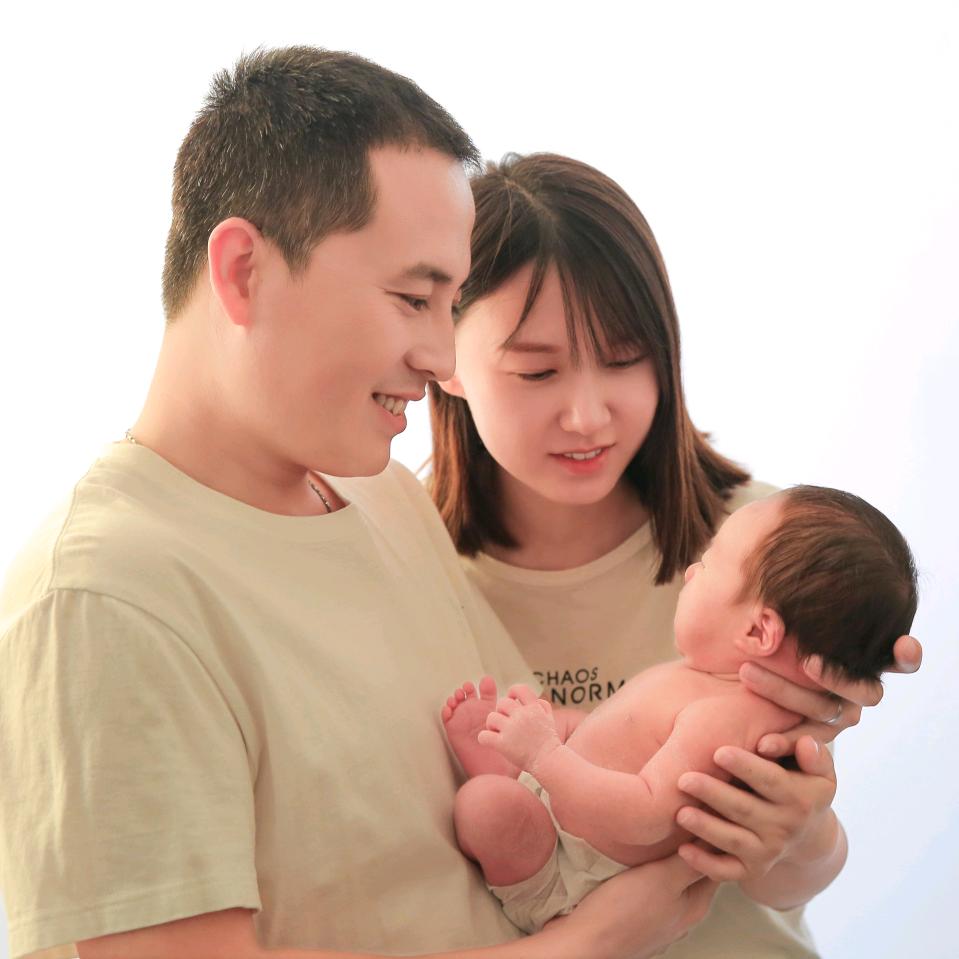 爱看你笑的眼睛