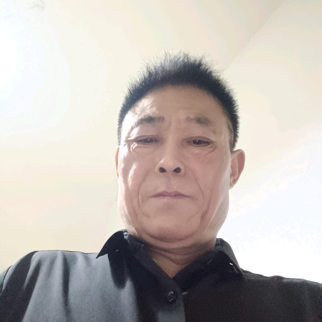 369204946。呈祥之星