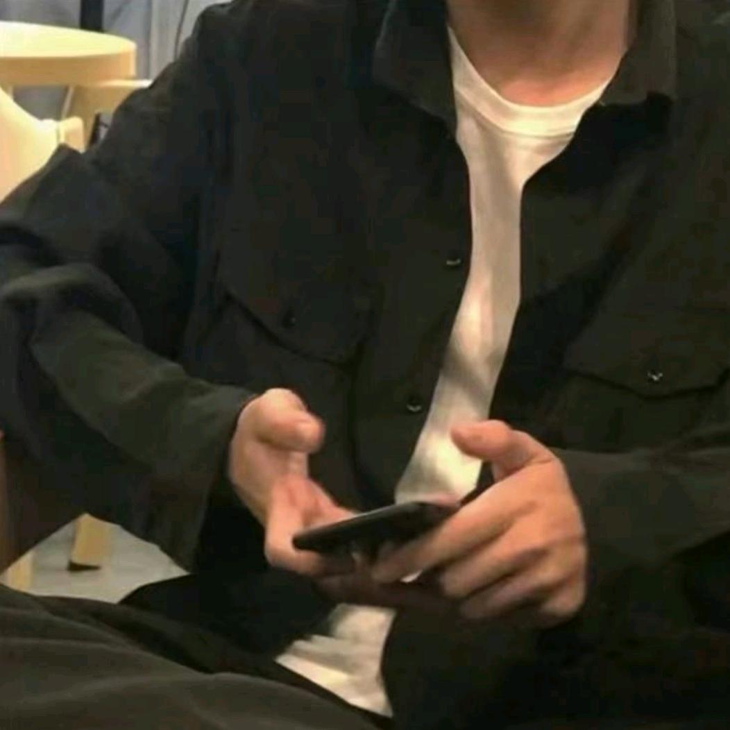 李靖荣