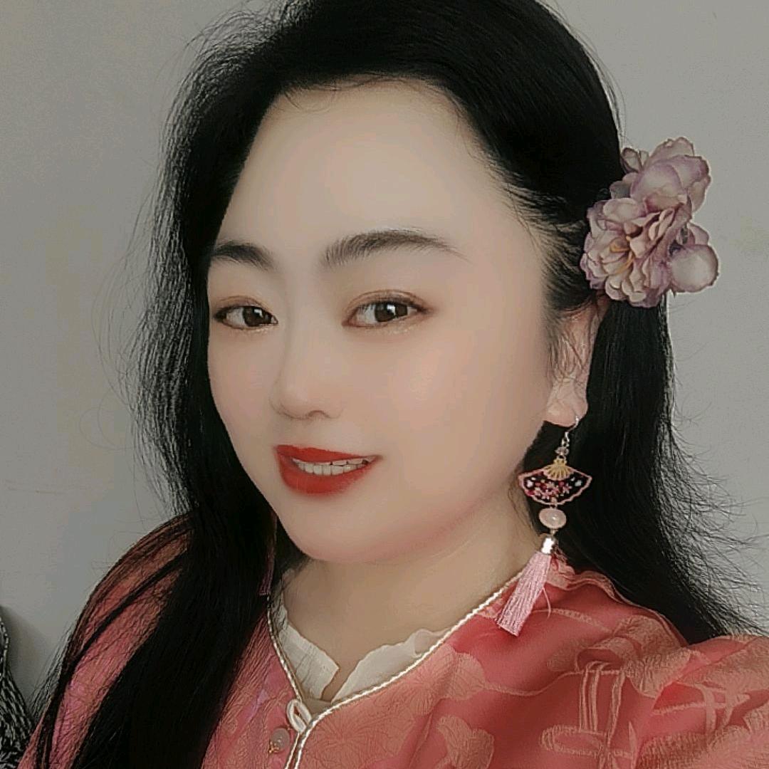 四月