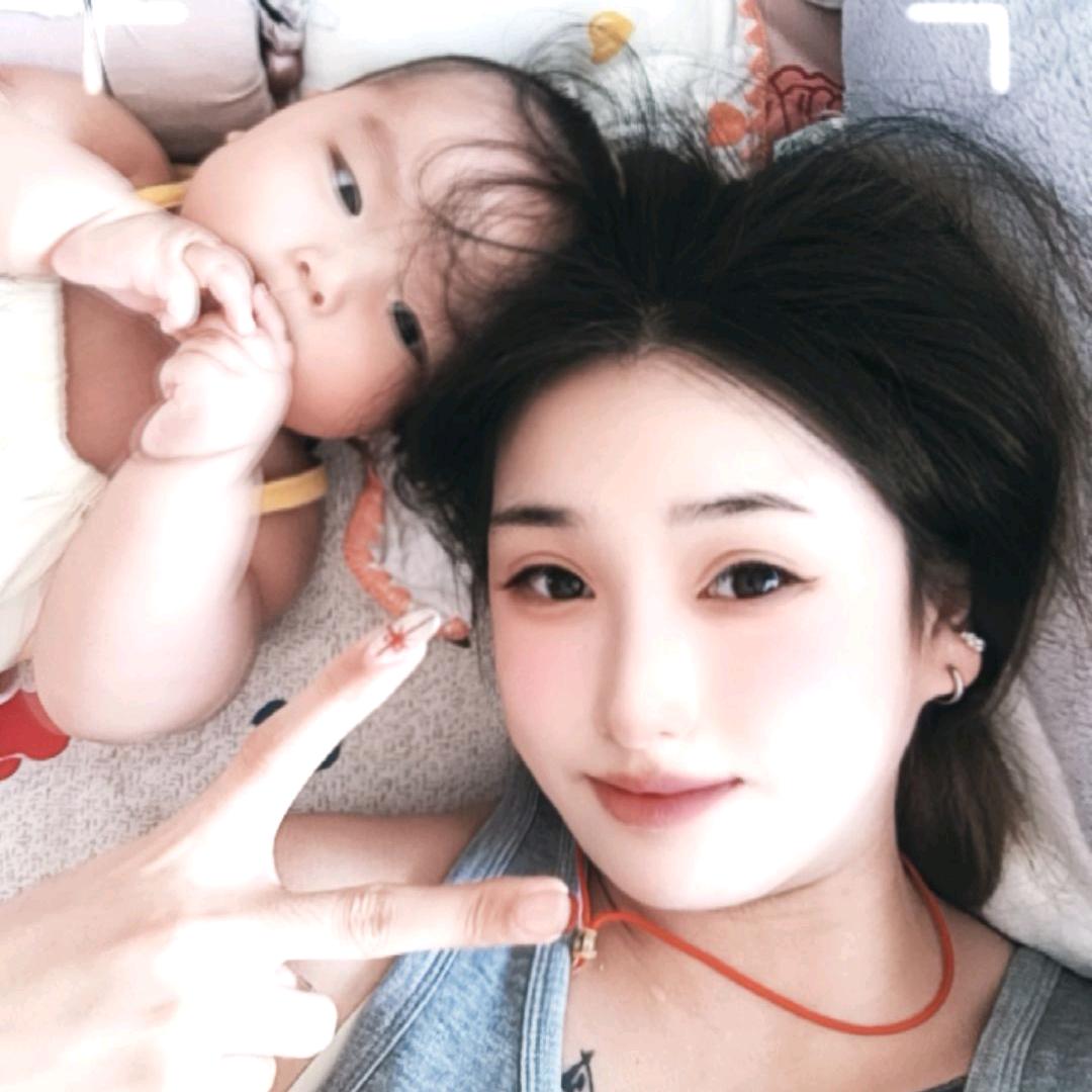 老板夹菜我转桌