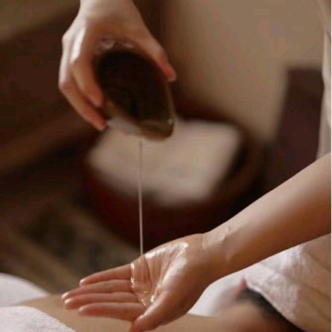 愈心头疗洗脸馆～颖儿