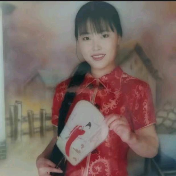 山西鼎溢训犬：【客服】